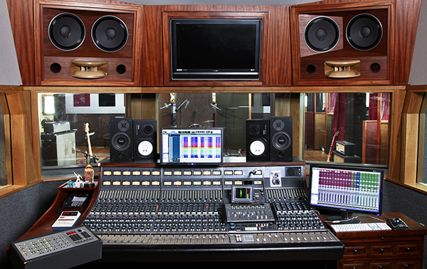 Echo Mountain church sound console