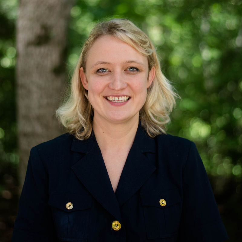 Lisa Toland