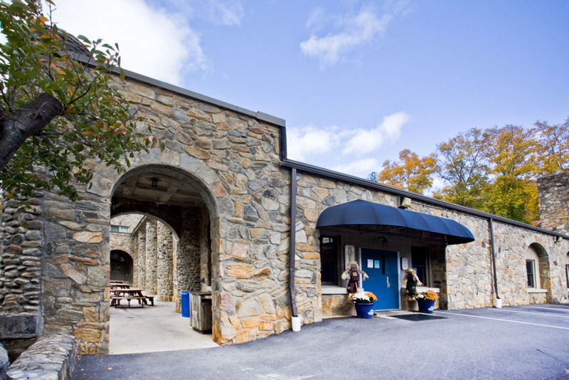 Howerton Dining Hall (1950)