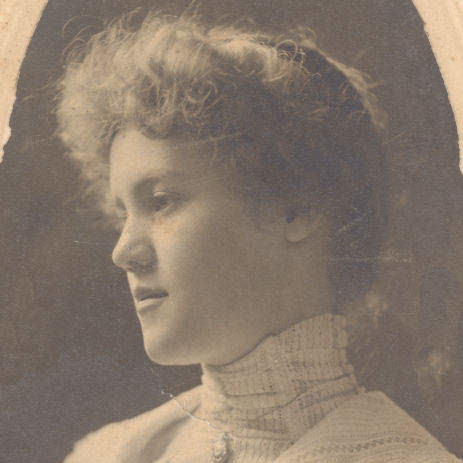 Photograph of Juliette Aurelia Graves - Mrs. Crosby Adams 1