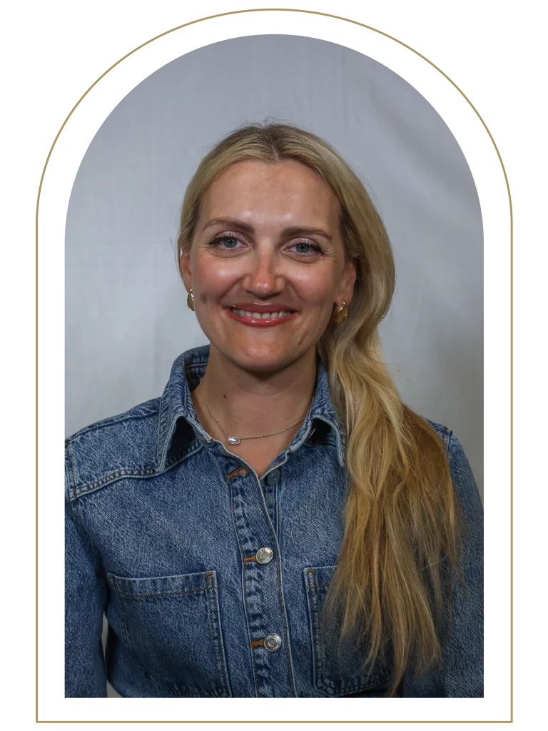 Photo of Elena Binder