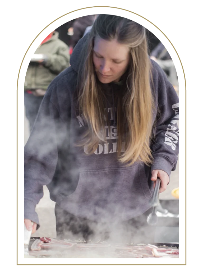 Elizabeth Loop grilling food